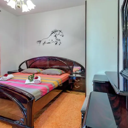 Apartment In Ka Tel Sucurac With Sea View Kastela