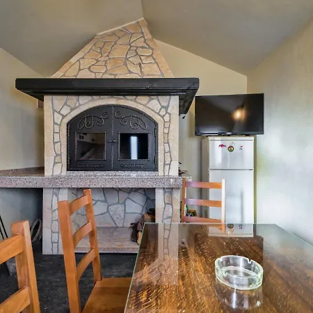 Apartment In Ka Tel Sucurac With Sea View