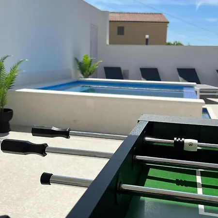 Apartman Apartment In Ka Tel Sucurac With Sea View Kastela