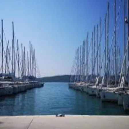 Apartment In Ka Tel Sucurac With Sea View Kastela