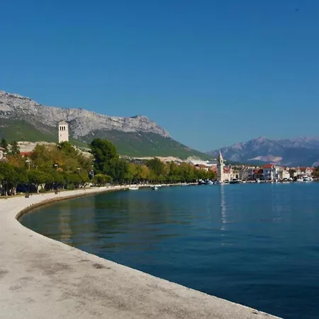 Apartment In Ka Tel Sucurac With Sea View Kastela